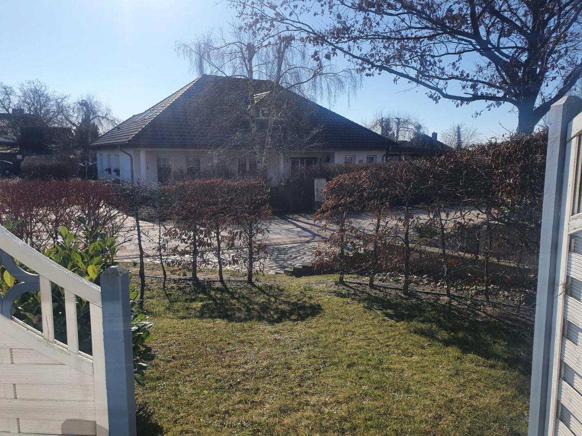Ferienwohnung Lena Mit Terrasse Und Tiefgarage Koserow Exterior photo